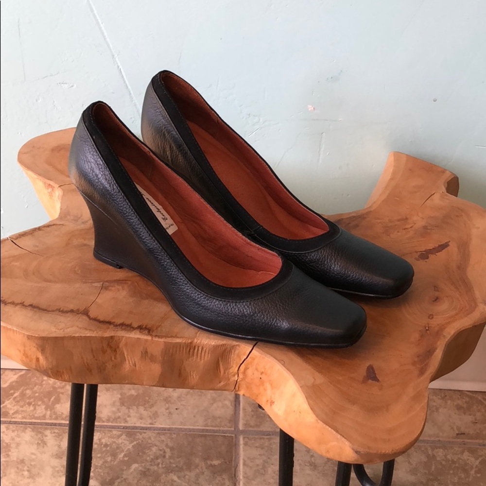 Jean-Biasin Wedges NWOT